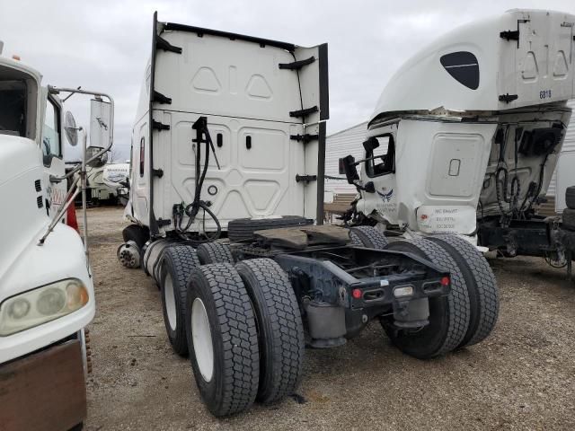 2023 Freightliner Cascadia 126