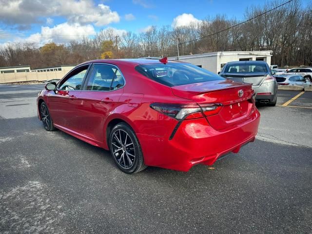 2021 Toyota Camry SE