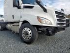 2022 Freightliner Cascadia 126