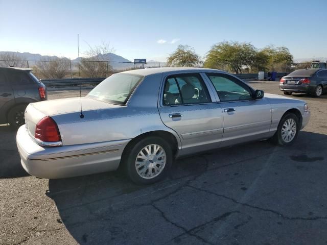 2005 Ford Crown Victoria LX