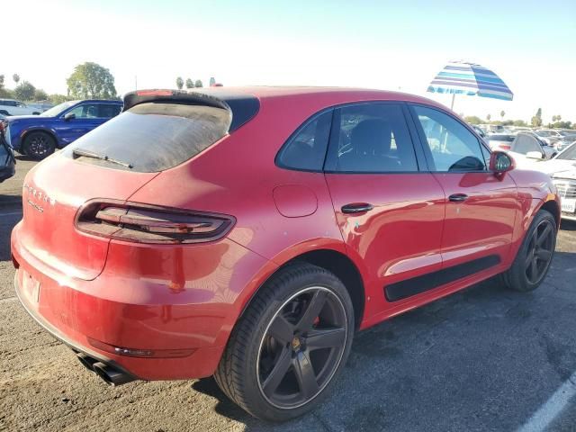 2018 Porsche Macan Turbo