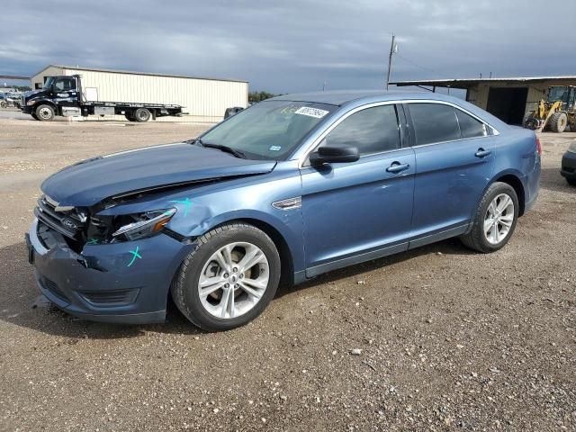 2018 Ford Taurus SE