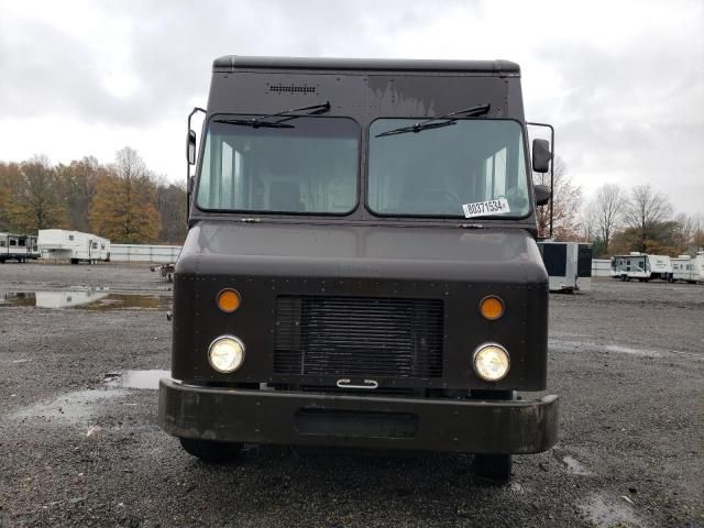 2009 Freightliner Chassis M Line WALK-IN Van