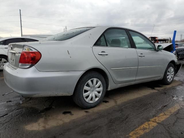 2005 Toyota Camry LE