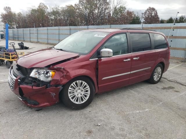 2012 Chrysler Town & Country Touring L