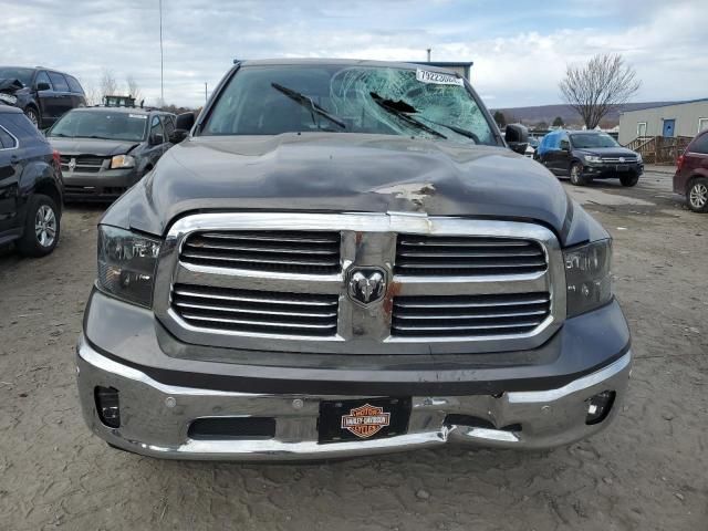 2015 Dodge RAM 1500 SLT