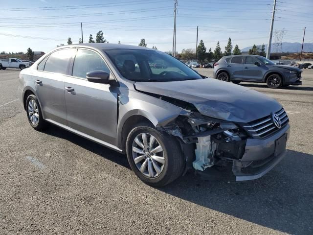 2015 Volkswagen Passat S