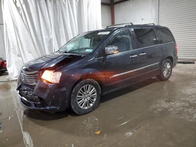 2014 Chrysler Town & Country Touring L