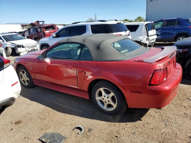 2000 Ford Mustang