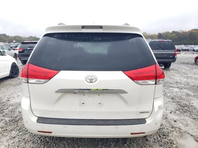 2012 Toyota Sienna XLE