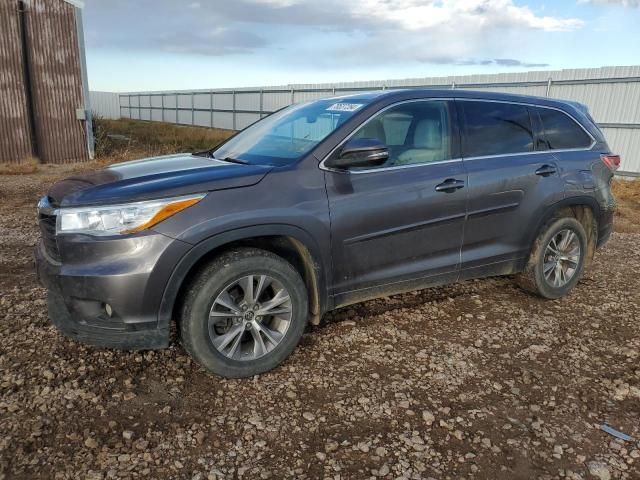 2016 Toyota Highlander LE