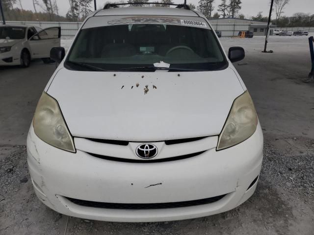 2009 Toyota Sienna CE