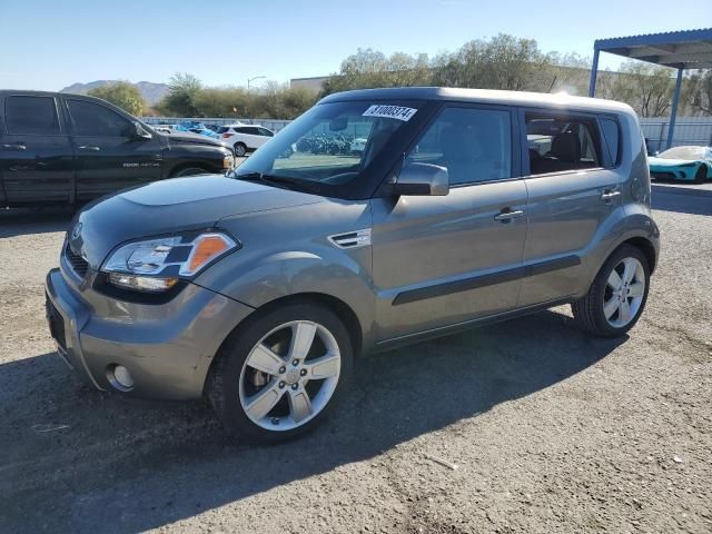 2011 KIA Soul +