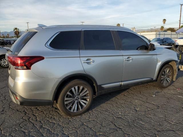 2020 Mitsubishi Outlander SE