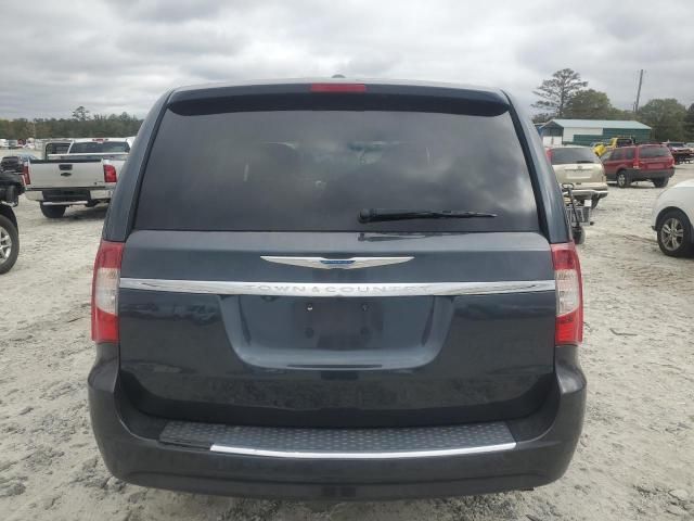 2014 Chrysler Town & Country Touring L