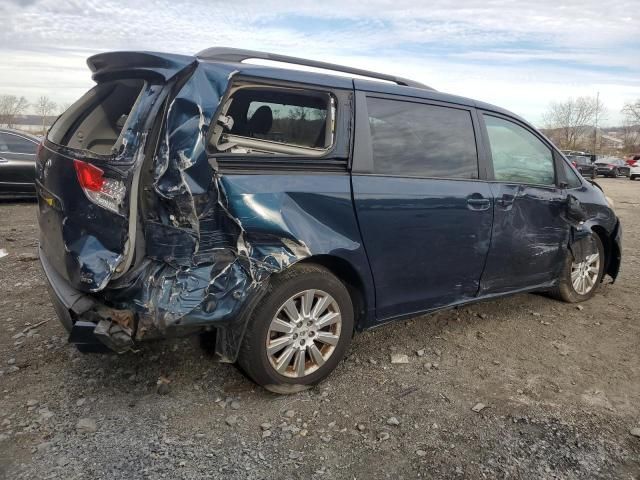 2012 Toyota Sienna LE