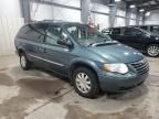 2005 Chrysler Town & Country Touring