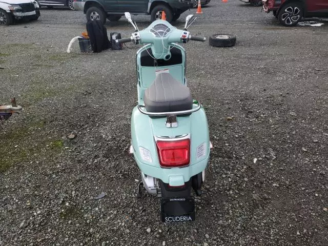 2023 Vespa GTS/SEI Giorni 300