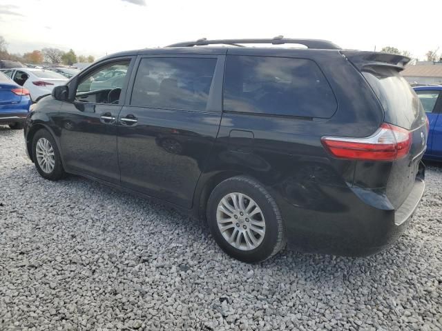 2015 Toyota Sienna XLE