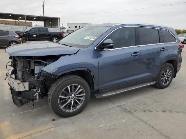 2019 Toyota Highlander SE