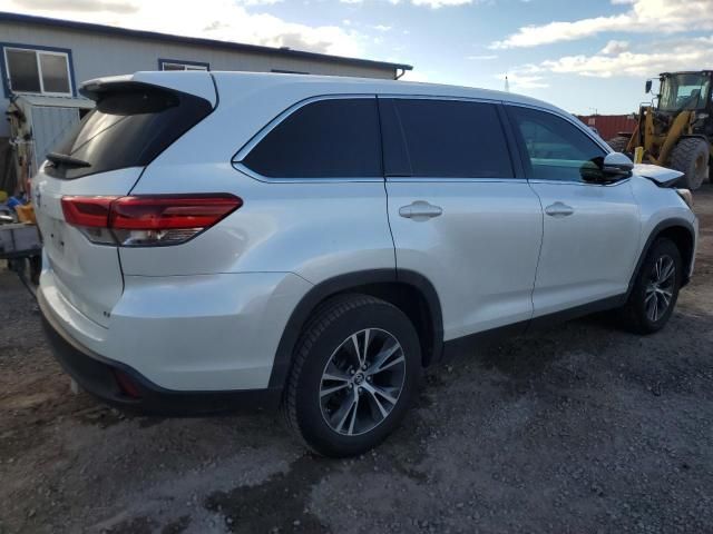 2019 Toyota Highlander LE