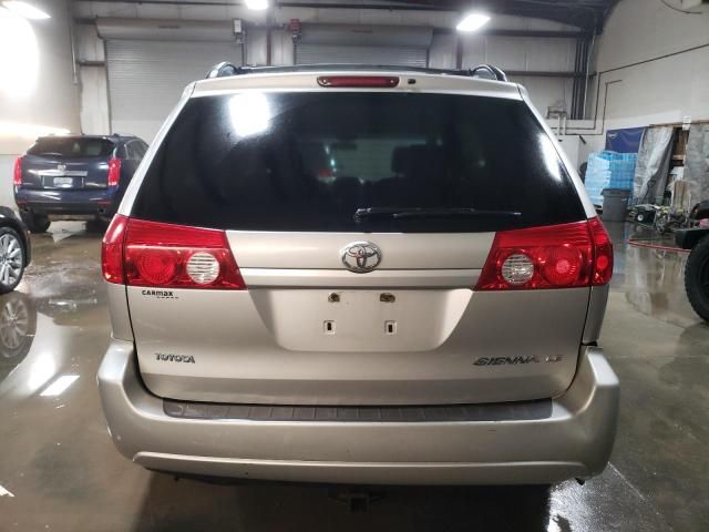 2006 Toyota Sienna CE