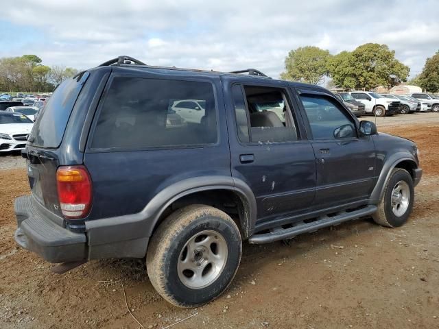 2000 Ford Explorer XLT