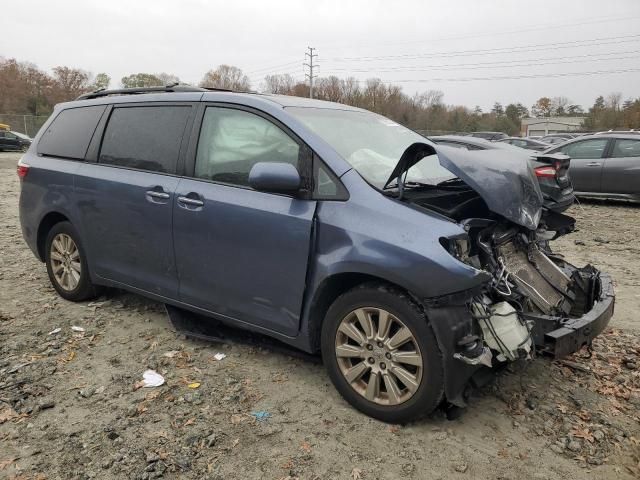 2015 Toyota Sienna XLE