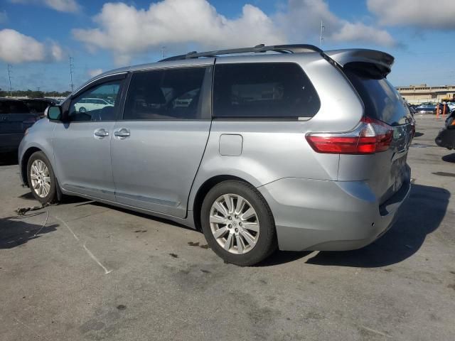 2015 Toyota Sienna XLE