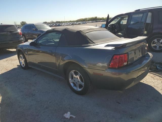 2004 Ford Mustang