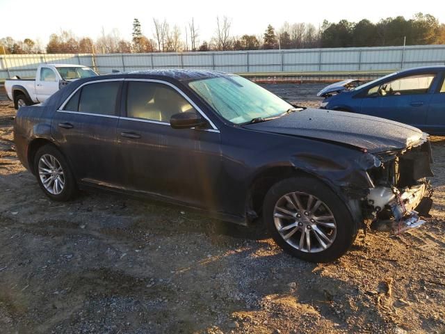 2018 Chrysler 300 Touring