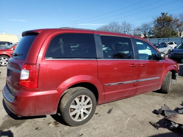 2013 Chrysler Town & Country Touring