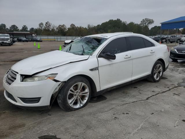 2014 Ford Taurus SEL