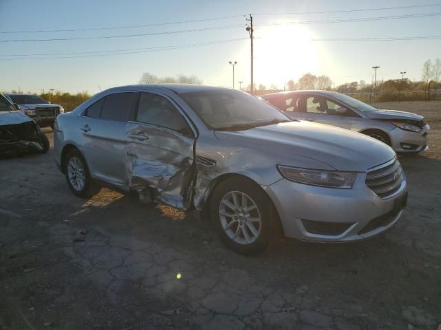 2014 Ford Taurus SE