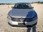 2014 Volkswagen Passat SE