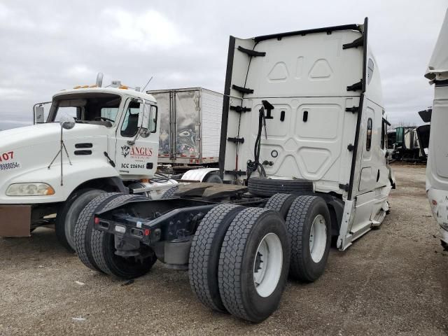 2023 Freightliner Cascadia 126