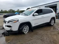 Jeep Cherokee Latitude Vehiculos salvage en venta: 2017 Jeep Cherokee Latitude