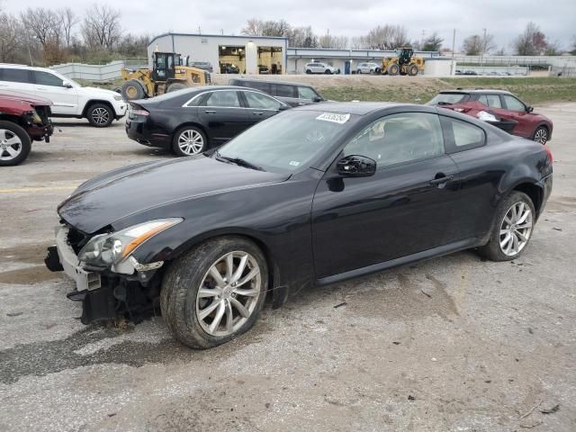 2012 Infiniti G37