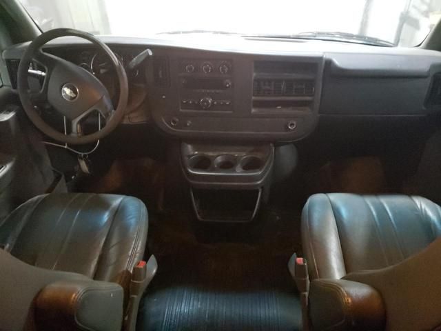 2011 Chevrolet Express G2500