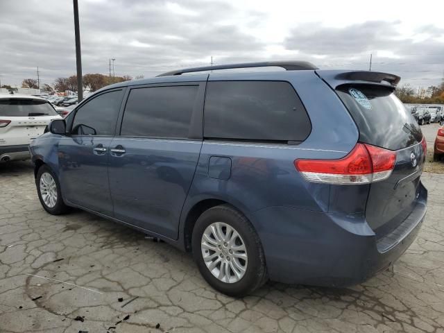 2014 Toyota Sienna XLE