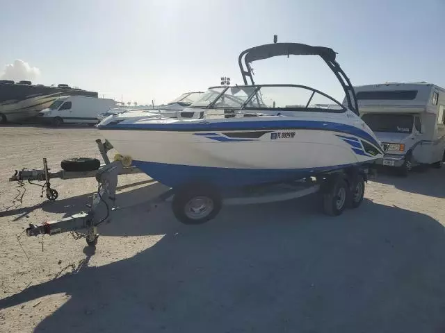 2018 Yamaha Boat