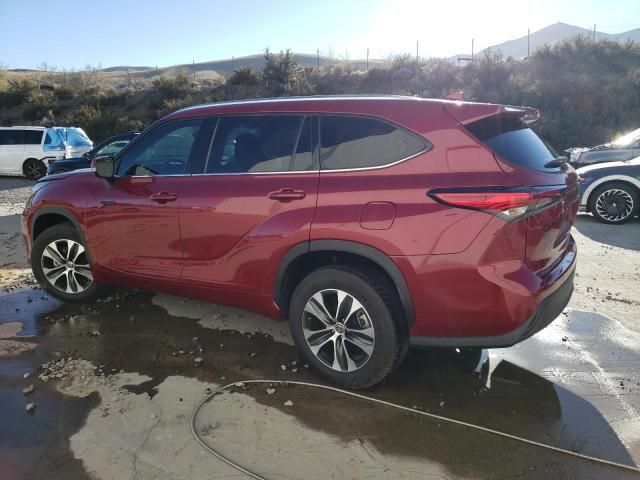 2020 Toyota Highlander Hybrid XLE