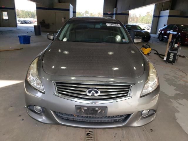 2015 Infiniti Q40