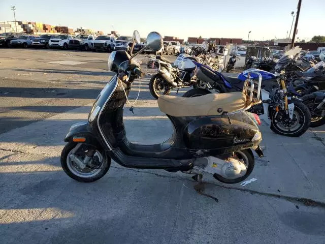 2013 Vespa LX 150IE