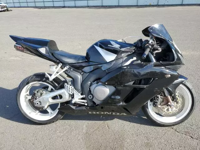 2005 Honda CBR1000 RR