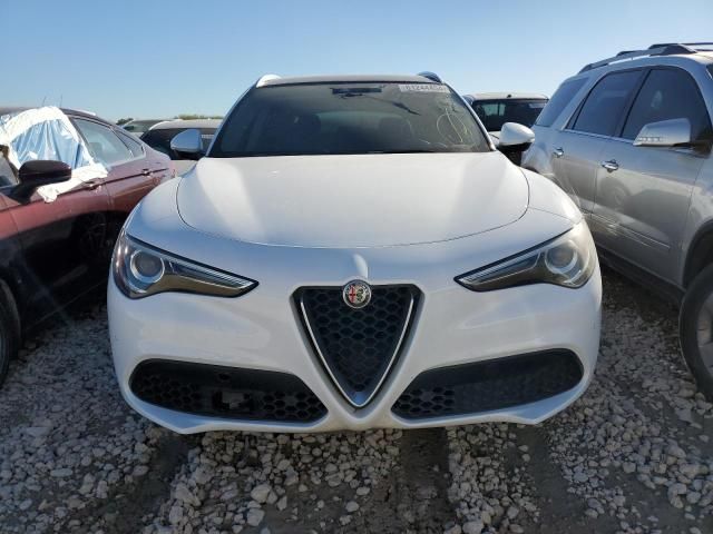 2018 Alfa Romeo Stelvio TI