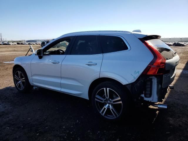 2020 Volvo XC60 T5 Momentum