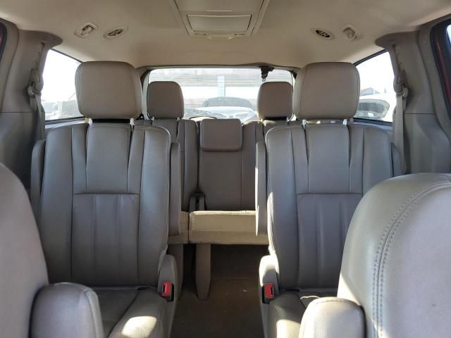 2014 Chrysler Town & Country Touring