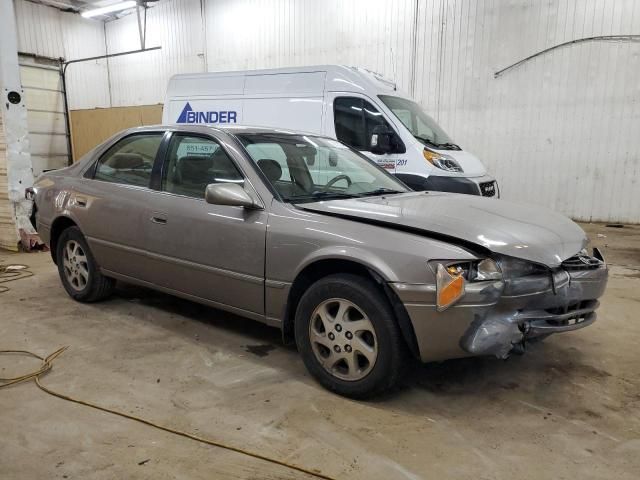 1999 Toyota Camry LE