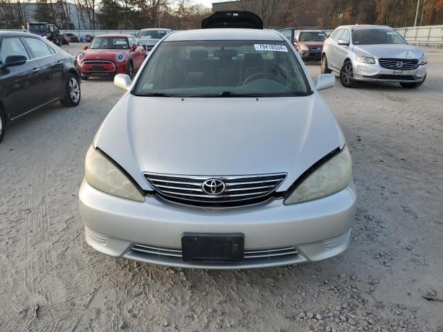 2005 Toyota Camry LE